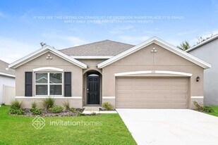 7740 Harbor Moor Dr in Palmetto, FL - Building Photo