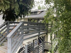 1318 15th Ave S in Seattle, WA - Building Photo
