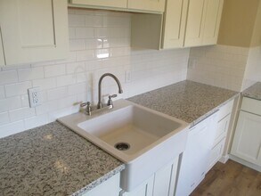 15962 SE Kristin Ct in Portland, OR - Building Photo - Building Photo