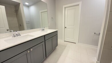 16940 Jigsaw Jct in Newalla, OK - Building Photo - Building Photo