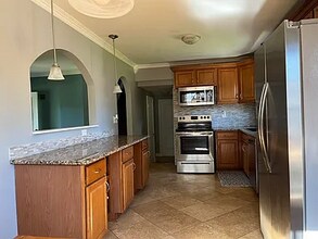 11423 Delvin Dr in Sterling Heights, MI - Building Photo - Building Photo