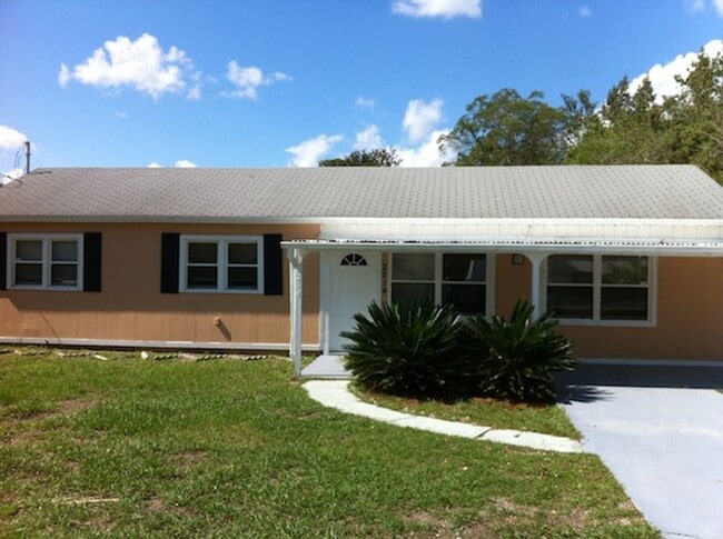 2214 Peach Dr in Jacksonville, FL - Building Photo - Building Photo