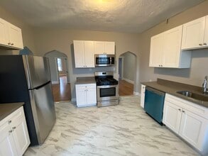 39 Harwood St, Unit 3 in Boston, MA - Building Photo - Building Photo