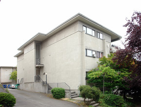 Vue Wind Apartments in Seattle, WA - Building Photo - Building Photo