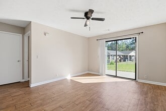 907 Ash St Ext in Springfield, GA - Building Photo - Building Photo