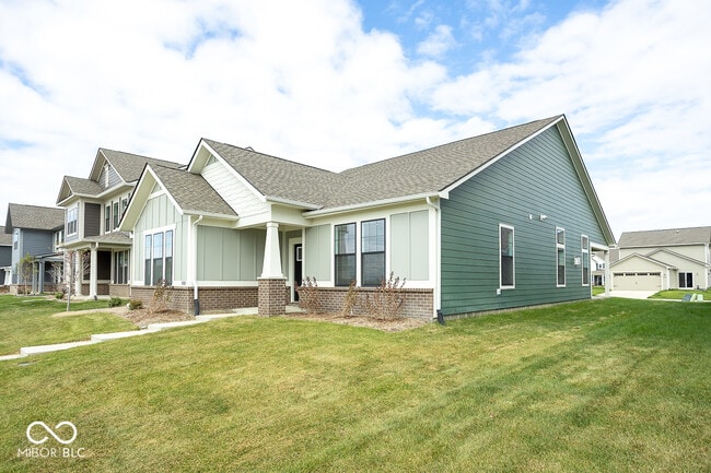 15384 Cardonia Rd in Fishers, IN - Foto de edificio - Building Photo