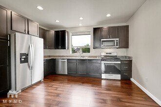 10254 E 29th Dr in Denver, CO - Building Photo - Building Photo