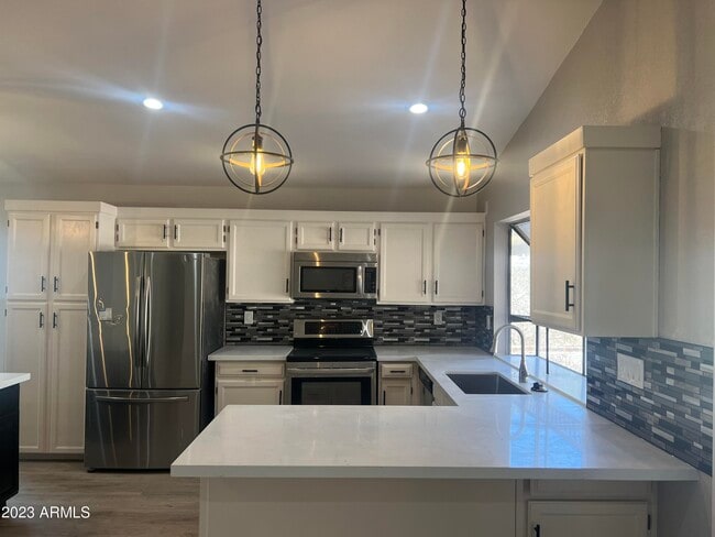 1733 N La Rosa Dr in Tempe, AZ - Building Photo - Building Photo