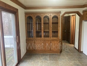 1275 104th St SW in Byron Center, MI - Building Photo - Building Photo