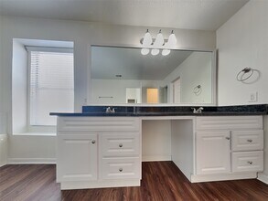 16973 Scenic Knoll in Conroe, TX - Building Photo - Building Photo