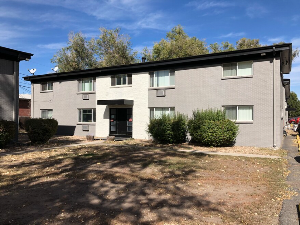 OAK NORTH in Wheat Ridge, CO - Building Photo