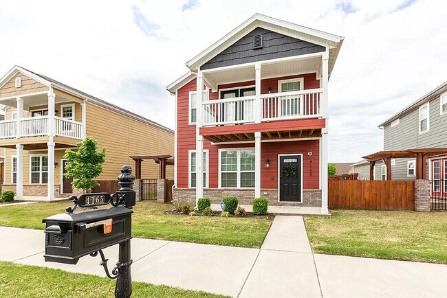 4165 W Marlowe Ln in Fayetteville, AR - Building Photo - Building Photo