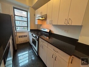 BEEKMAN PLACE in New York, NY - Building Photo - Building Photo