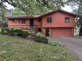 4007 Grimes Ave S in Minneapolis, MN - Building Photo