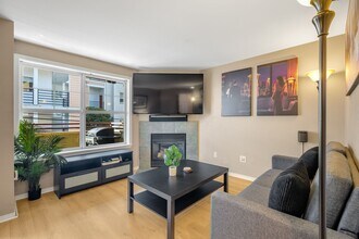 931 N 35th St in Seattle, WA - Foto de edificio - Building Photo