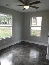 607 E Day St in Denison, TX - Foto de edificio - Building Photo