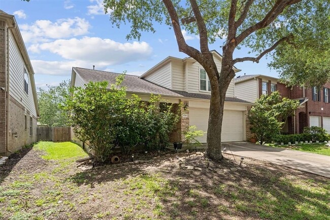 5739 Baldwin Elm St in Richmond, TX - Building Photo - Building Photo