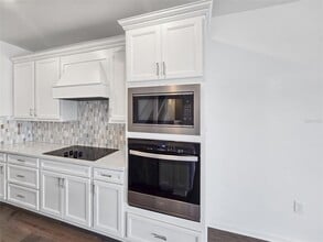5568 Silverside Pne Ct in Lakewood Ranch, FL - Building Photo - Building Photo