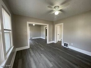 283 Sobul Ave in Akron, OH - Building Photo - Building Photo