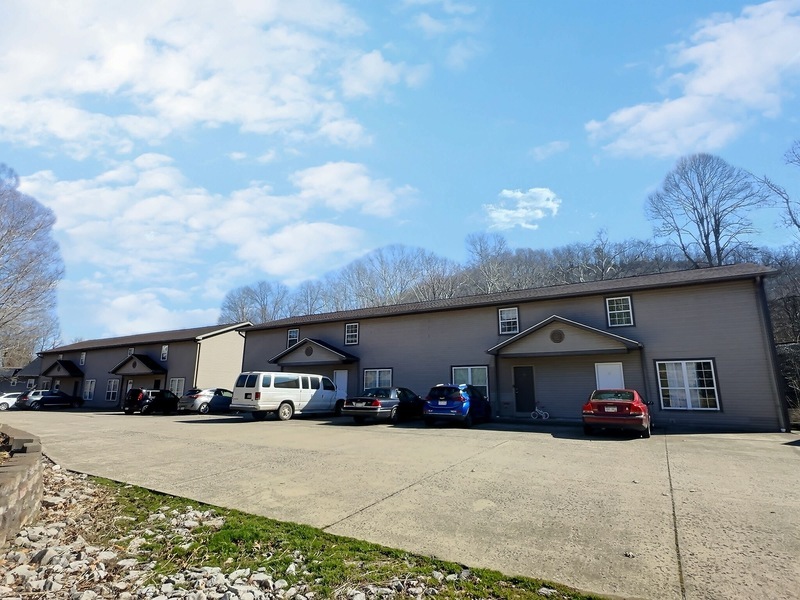 109 Botley Ln-Unit -Unit 1 in Hurricane, WV - Building Photo