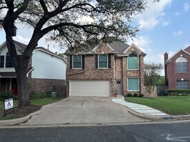 7525 Windrush Dr, Unit 1605 in Austin, TX - Building Photo