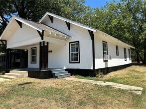 1508 Park St in Commerce, TX - Building Photo - Building Photo