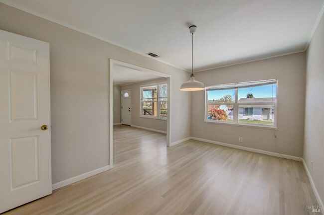 property at 250 Hillcrest Ave