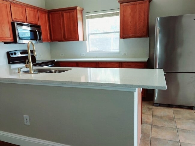7901 Whispering Tree Ln in Plano, TX - Building Photo - Building Photo
