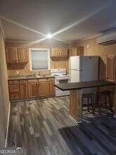 15 N Zetterower Ave-Unit -3 in Statesboro, GA - Foto de edificio - Building Photo