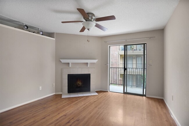 property at 2121 Hepburn St