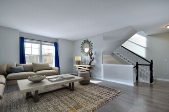 5502 Cambridge Way in Hanover Park, IL - Building Photo - Building Photo