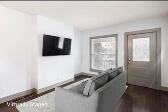 2411 Indianola Ave in Columbus, OH - Building Photo - Building Photo