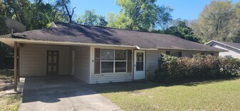 4405 Royal St in Palatka, FL - Building Photo