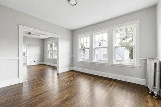 62 Vernon St in Waltham, MA - Building Photo - Building Photo