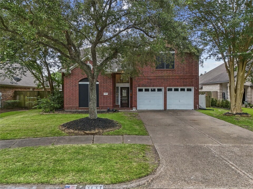 3131 Bay Spring Dr in League City, TX - Building Photo