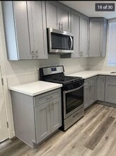 2409 1/2 Ridgeley Dr in Los Angeles, CA - Building Photo - Building Photo