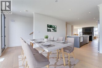 4561 VALERIO Crescent in Windsor, ON - Building Photo - Building Photo
