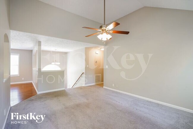 1313 Mutual Dr in Clarksville, TN - Building Photo - Building Photo