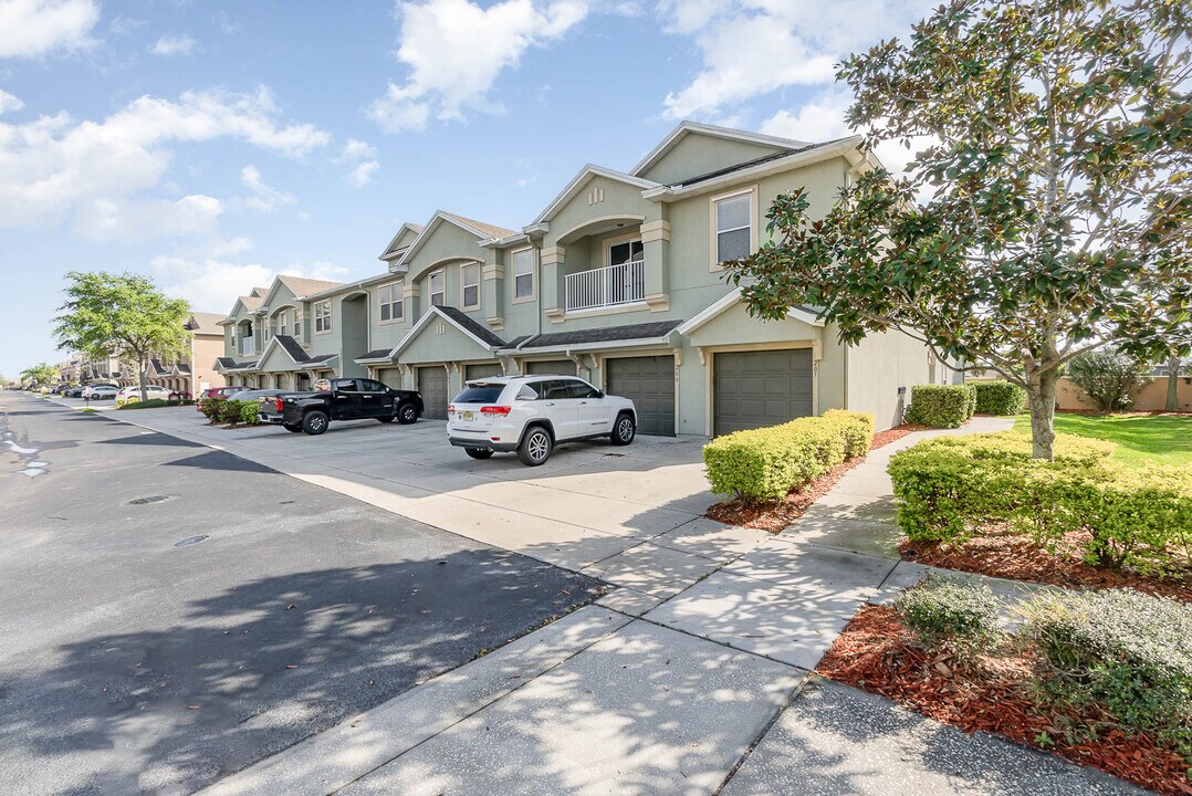 4037 Meander Plz, Unit 207 in Rockledge, FL - Foto de edificio
