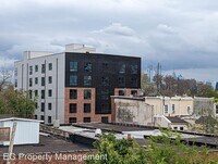 883 N Preston St photo'
