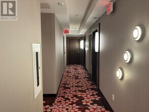 88 Sheppard Ave E in Toronto, ON - Building Photo - Building Photo