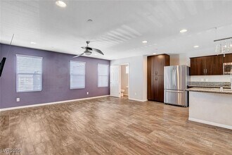9050 W Tropicana Ave in Las Vegas, NV - Building Photo - Building Photo