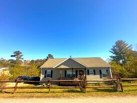 50 Indian Paintbrush Ln in Alexander, NC - Building Photo