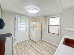 1312 S Kernan Ave in Appleton, WI - Building Photo - Building Photo