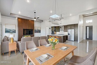 828 Eltham Dr in Horizon City, TX - Building Photo - Building Photo