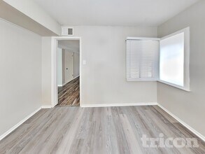 1835 Childers Dr NE in Albuquerque, NM - Foto de edificio - Building Photo