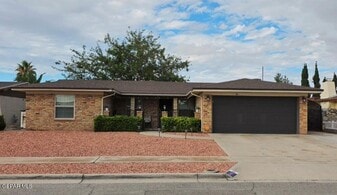 10557 Breezeway Ave in El Paso, TX - Building Photo