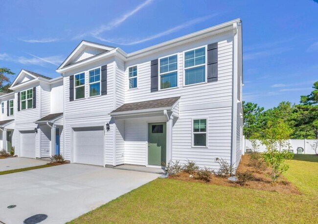 121 S Grassland Rd in Surf City, NC - Building Photo - Building Photo
