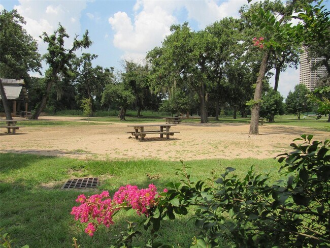 property at 3249 Dixie Dr