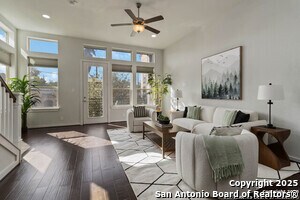 2104 N St Mary's St in San Antonio, TX - Building Photo